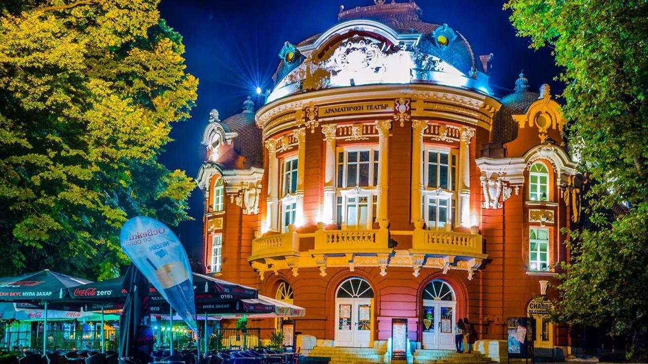 Happy Studios Opera-2 Варна Экстерьер фото